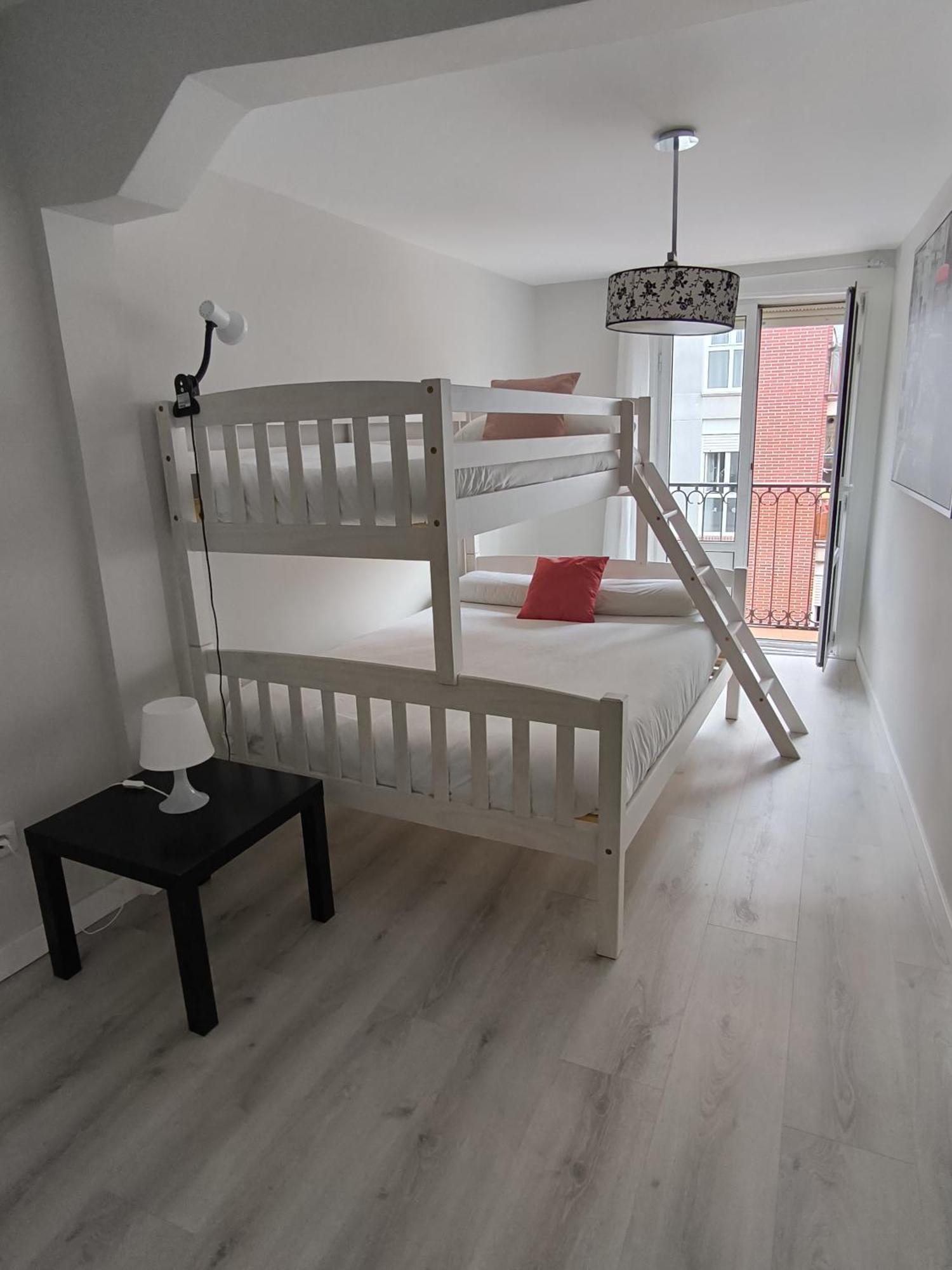 Luminoso Apartamento En El Centro ซานตานเดร์ ภายนอก รูปภาพ
